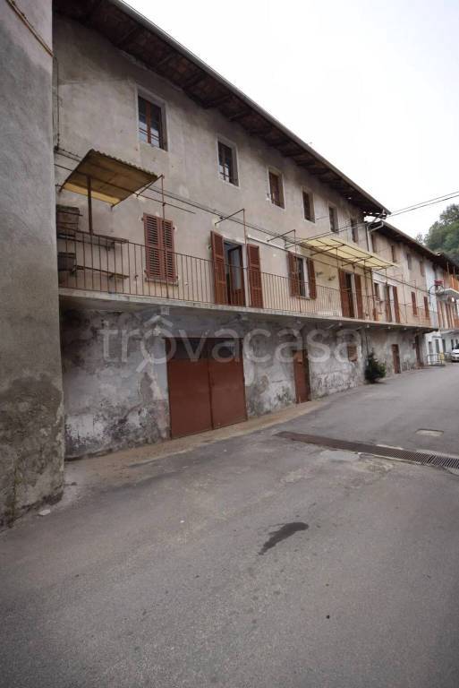 appartamento in vendita a Prato Sesia