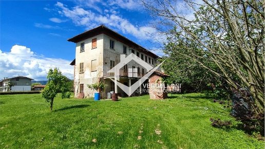 ufficio in vendita a Prato Sesia