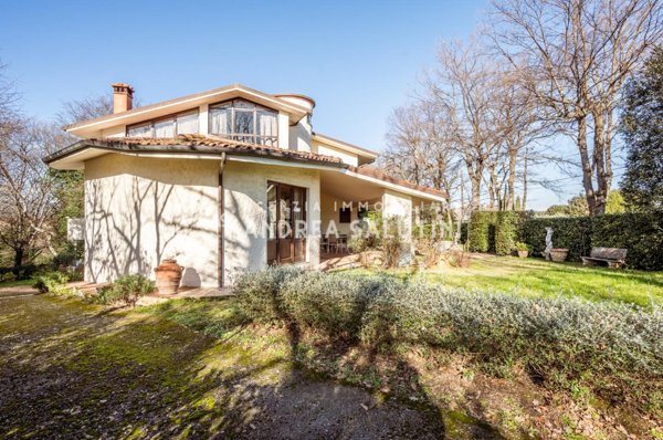 casa indipendente in vendita a Bientina in zona Santa Colomba