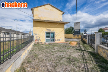 capannone in vendita a Bientina