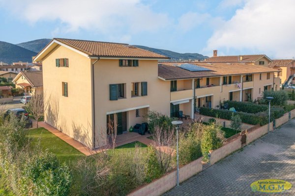casa indipendente in vendita a Bientina