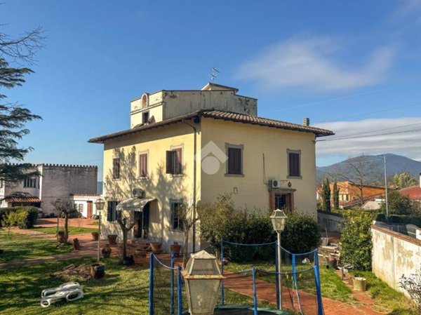 casa indipendente in vendita a Bientina in zona Santa Colomba