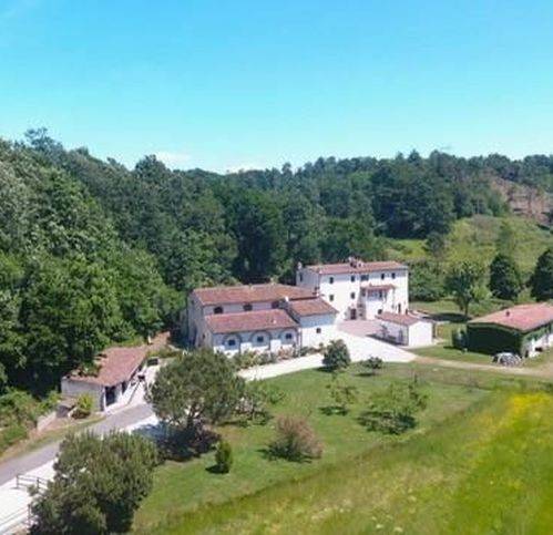 casa indipendente in vendita a Bientina