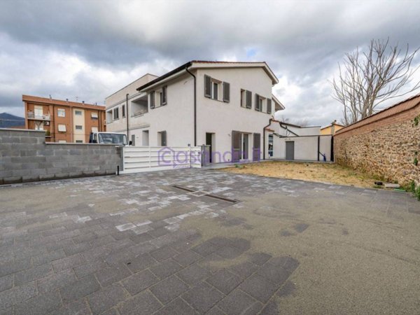 casa indipendente in vendita a Bientina