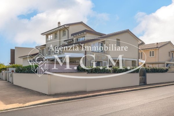casa indipendente in vendita a Bientina