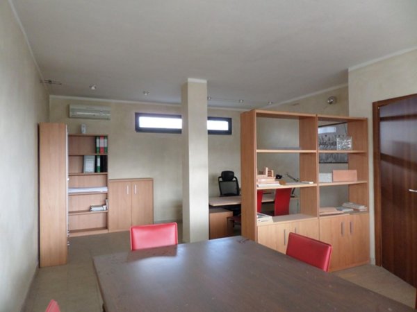 ufficio in vendita a Bientina