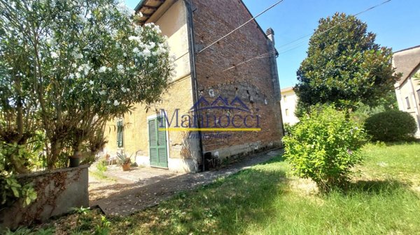 casa semindipendente in vendita a Bientina