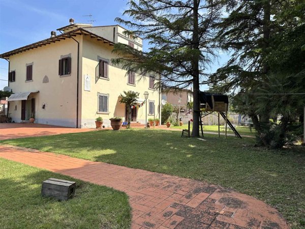 casa indipendente in vendita a Bientina in zona Santa Colomba