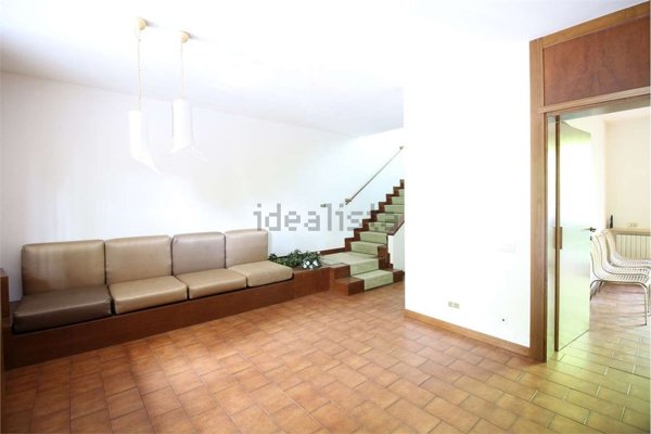 casa indipendente in vendita a Bientina