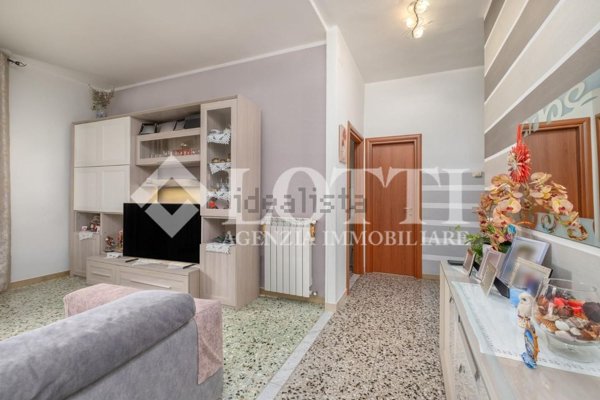 appartamento in vendita a Bientina in zona Santa Colomba