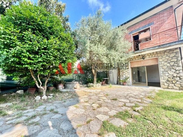 attico in vendita a Bientina in zona Quattro Strade