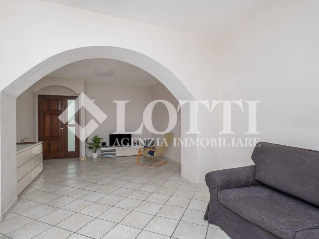 casa indipendente in vendita a Bientina