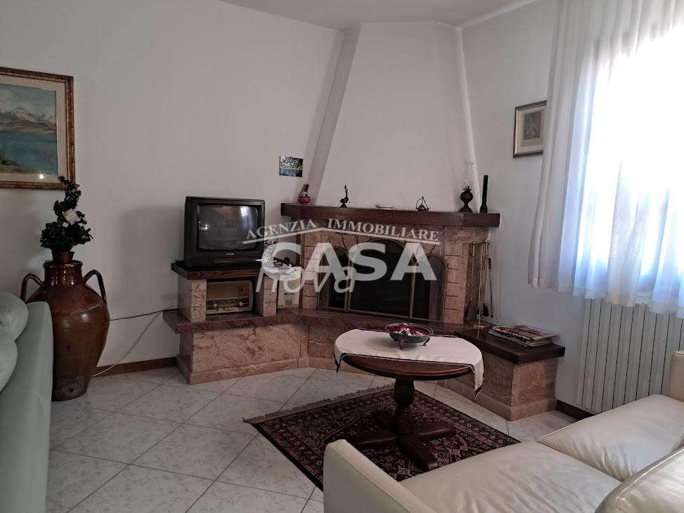 casa indipendente in vendita a Bientina