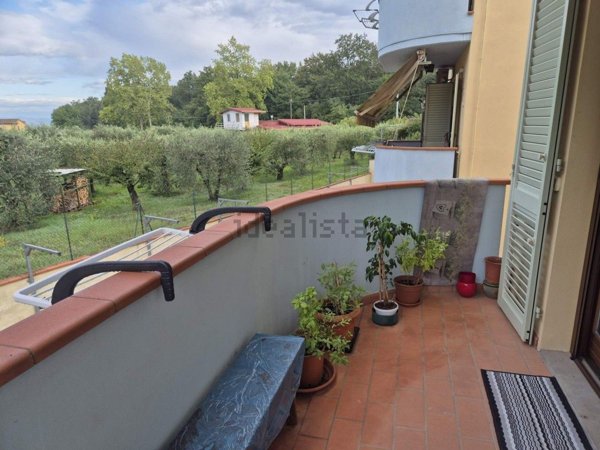 appartamento in vendita a Bientina in zona Quattro Strade