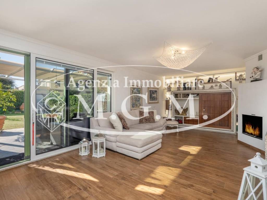 casa indipendente in vendita a Bientina