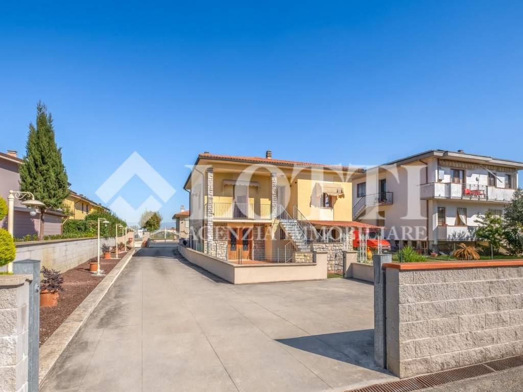 casa indipendente in vendita a Bientina