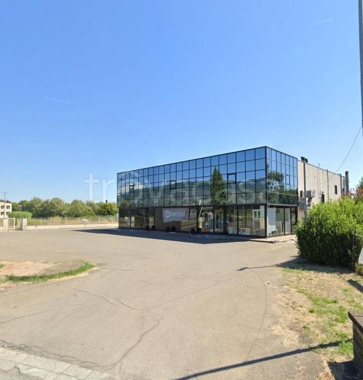 negozio in vendita a Bientina