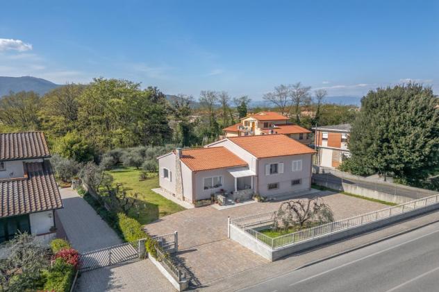 casa indipendente in vendita a Bientina in zona Quattro Strade