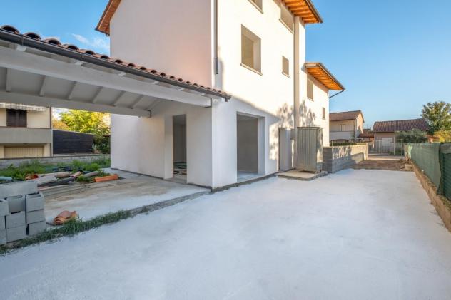 casa indipendente in vendita a Bientina