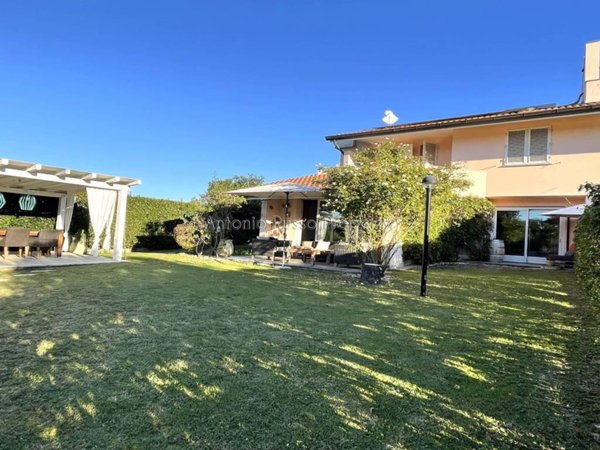 casa indipendente in vendita a Bientina in zona Santa Colomba