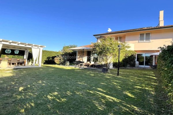 casa indipendente in vendita a Bientina in zona Santa Colomba