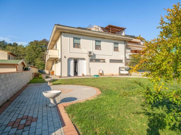 casa indipendente in vendita a Bientina in zona Quattro Strade