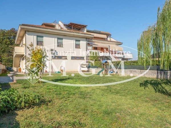casa indipendente in vendita a Bientina in zona Quattro Strade