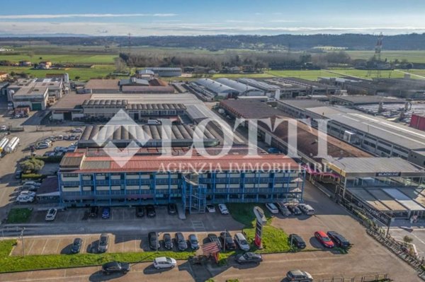 ufficio in vendita a Bientina