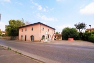 casa indipendente in vendita a Bientina