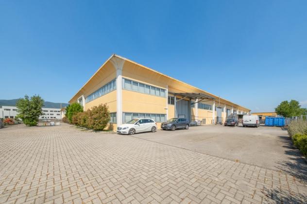 locale commerciale in vendita a Bientina