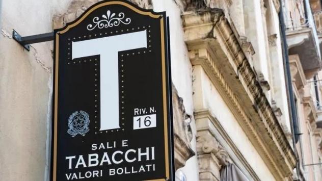 negozio in vendita a Bientina