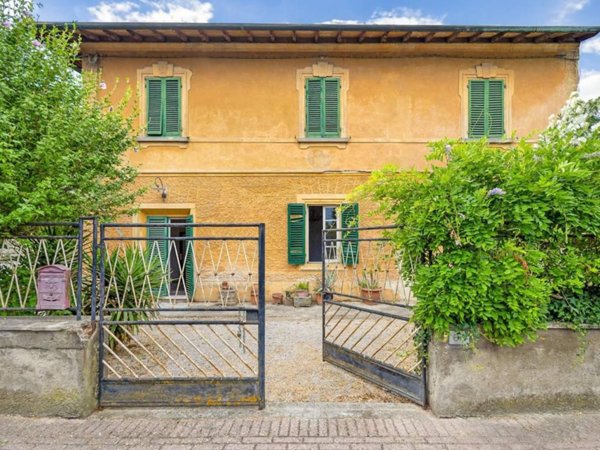 casa indipendente in vendita a Bientina