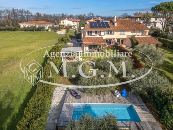 casa indipendente in vendita a Bientina in zona Santa Colomba