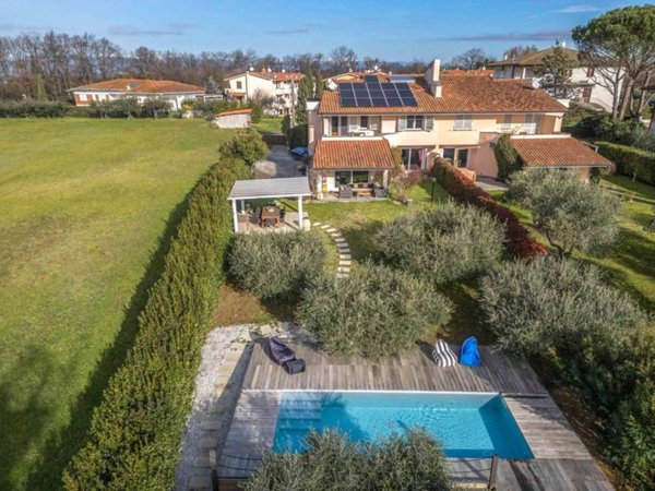 casa indipendente in vendita a Bientina in zona Santa Colomba