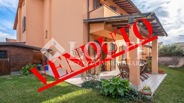 casa indipendente in vendita a Bientina