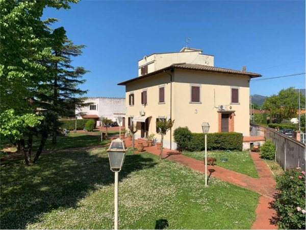 casa indipendente in vendita a Bientina in zona Quattro Strade