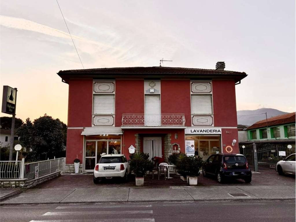 casa indipendente in vendita a Bientina