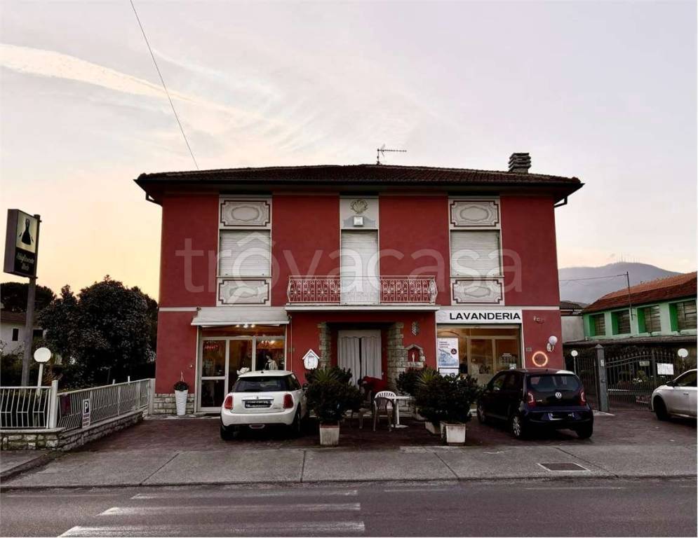 casa indipendente in vendita a Bientina