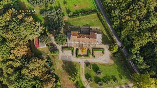 casa indipendente in vendita a Bientina