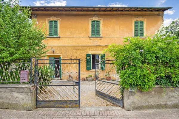 casa indipendente in vendita a Bientina