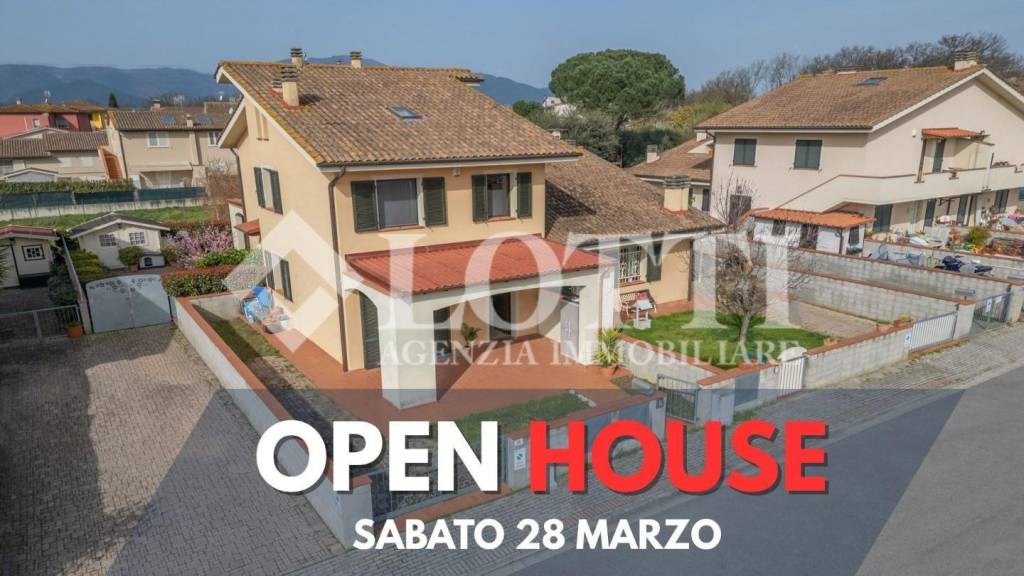 casa indipendente in vendita a Bientina in zona Quattro Strade