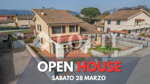 casa indipendente in vendita a Bientina in zona Quattro Strade