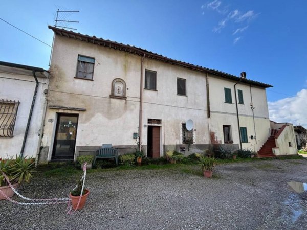 casa indipendente in vendita a Bientina in zona Quattro Strade