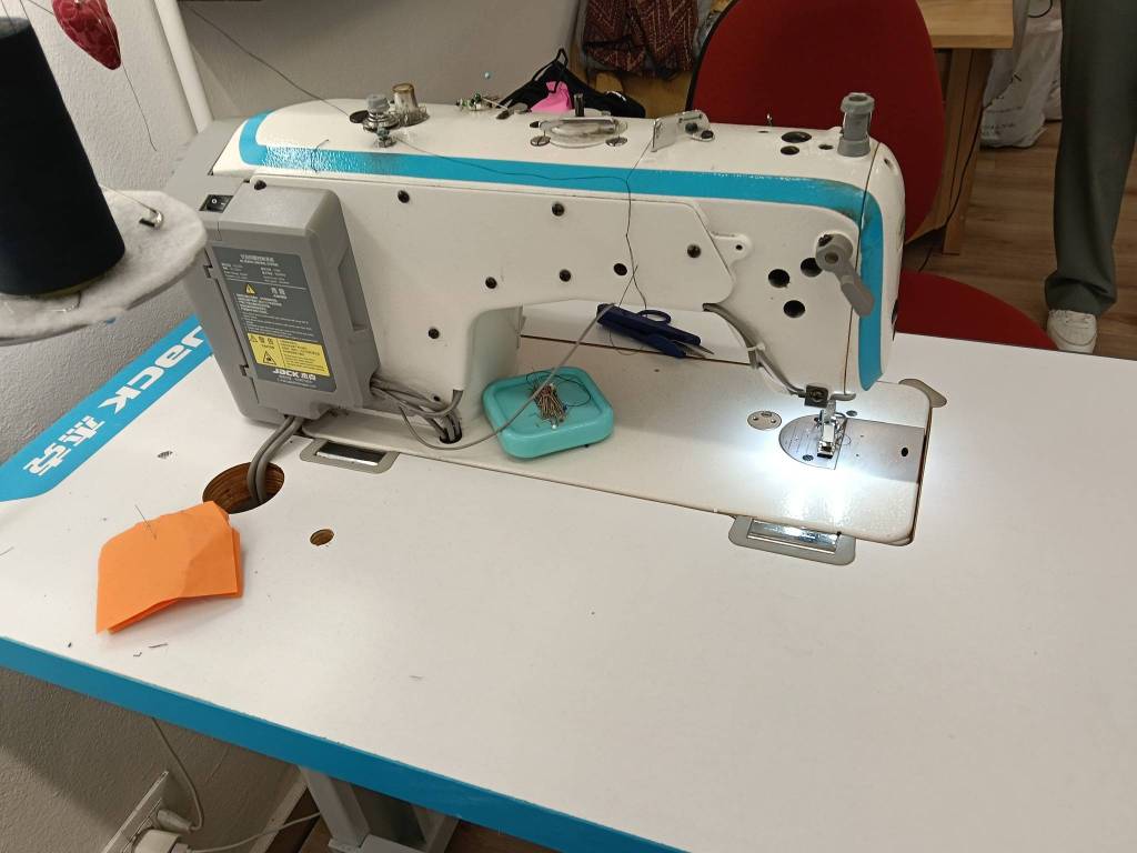 negozio in vendita a Bientina