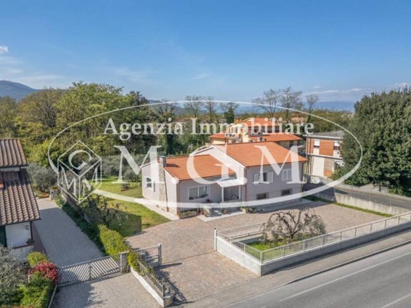 casa indipendente in vendita a Bientina in zona Quattro Strade