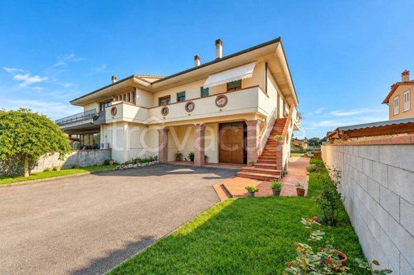 casa indipendente in vendita a Bientina in zona Quattro Strade
