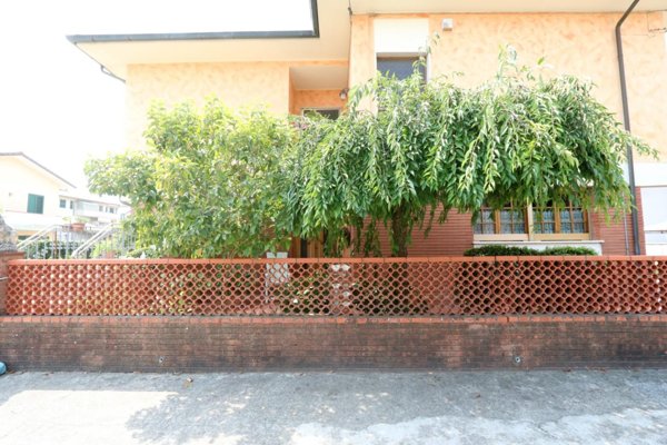 casa indipendente in vendita a Buti
