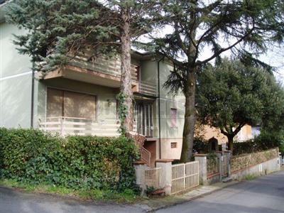 casa indipendente in vendita a Buti