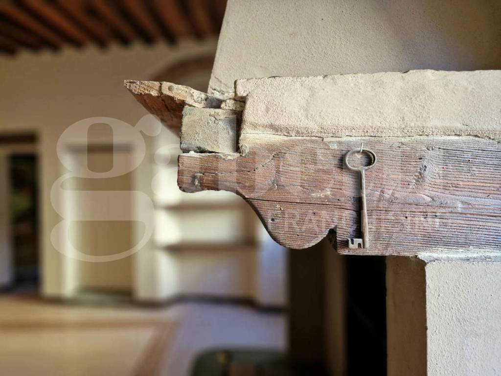 intera palazzina in vendita a Buti