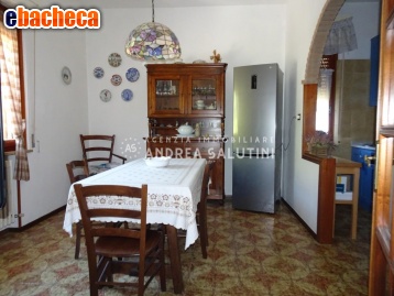 casa indipendente in vendita a Buti
